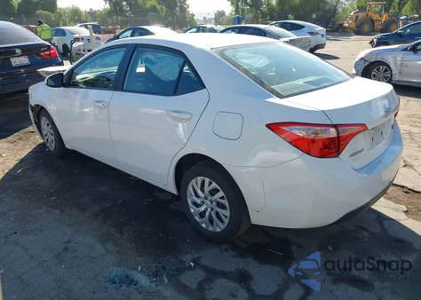 2017 Toyota Corolla Le из США, поврежденный, VIN 5YFBURHE7HP693863